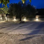 Veni'S Apartments