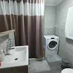 Lefkas Centre-Ville Apt