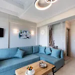 Bianco Stylish Maisonette