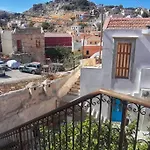 Sotirias Hοuse