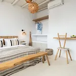 Cavos Paros Boho Chic Sea-View Apartment In Aliki, Paros