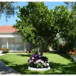 Aelia House - Elia