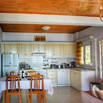 2 Bedroom Palm Retreat Sea & Mountain View