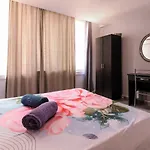 Syntagma Metro St. 2 Bedrooms 6 Pers. Flat By Mps