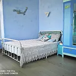 Ναυσικά Στην Ερμούπολη