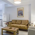 Sokos Residence, 3' Walk From Neos Kosmos Metro