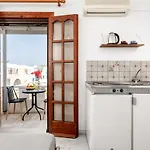 Flerianos Studios Naxos