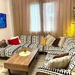 Nikolas Apartment