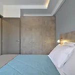 Mak Apartments