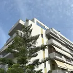 Ηλιόλουστο Διαμέρισμα/ Sunny Apartment