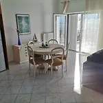 Διαμέρισμα Παραλία Μενιδίου