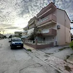 Moshouse Apartment ! 2 Bedrooms Apartment!!