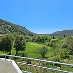 Amarandos Studios - Rooms & Apartments