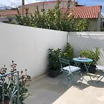 Anna'S Apartment