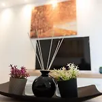 Spacious Flat 10Min From Subway Stations