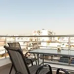Comfy Flat Located In Piraeus