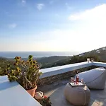 Triantaros Artful Houses
