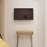 Harmony Apartment In Athens