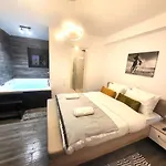 Romantic Suite&Grant Jacuzzi