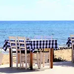 Grand Villa With Sea View And Private Pool Up To 8 Persons Apv Golden Beach Paros