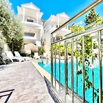 Luxury Villa San George With Private Pool By Dadovillas