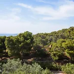 Seaview Apartment In Vouliagmeni