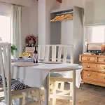Apostolos Loft - Cozy Loft In The Center Of Preveza