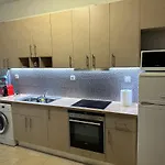 Καλαισθητο Διαμερισμα Διπλα Στο Μετρο