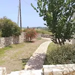 Ze Di Ma House