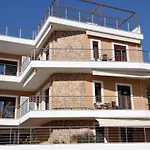 Alkioni'S Nest Apartments
