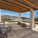 Mykonos 4 Bedroom Cycladic Home With Free Parking