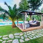 Villa Euphoria