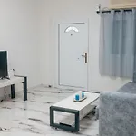 Rata Rooms
