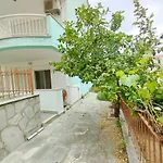Dimis Apartment