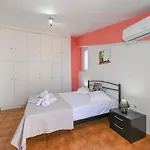 Studio Rene 4