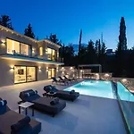 Dama Olga Villas