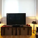 Acropolis Luxury Apartment With Balcony