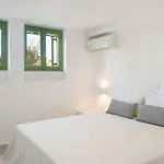 Seaside Paros Beach House Green
