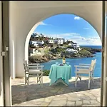 Greek Traditional Island Villa Sai Villa