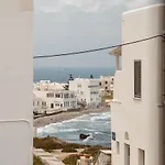 Elvirtus Suites