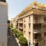 Minimal Apartment In Plaka