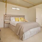 Maria'S Seaside Home