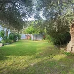 Zephyr Guest House