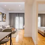 Phaedrus Living: Executive Flat Kolonaki