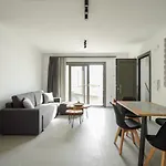 Sandy Feet Comfort Suite