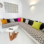 Poli Cave House Santorini