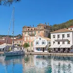 The Harbour House