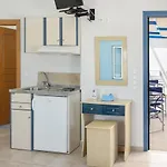 Studios Ninemia Serifos 4