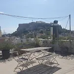 Central Studio Apartment Next To Plaka