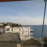 Poulea Rooms